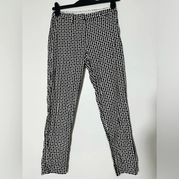 H&M Geometric Pattern Women Pants Sz 4- black and white - Picture 1 of 10